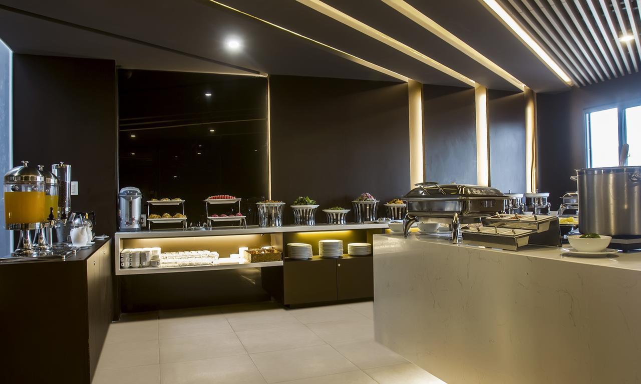 Golden Hotel Nha Trang Bagian luar foto